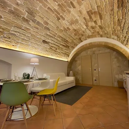 Nyaraló U Dammusu Szirakúza