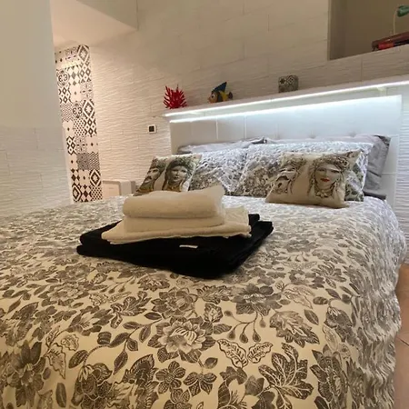 U Dammusu Nyaraló Szirakúza