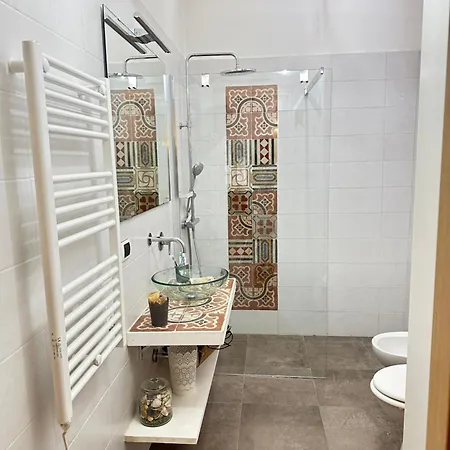 U Dammusu Nyaraló *